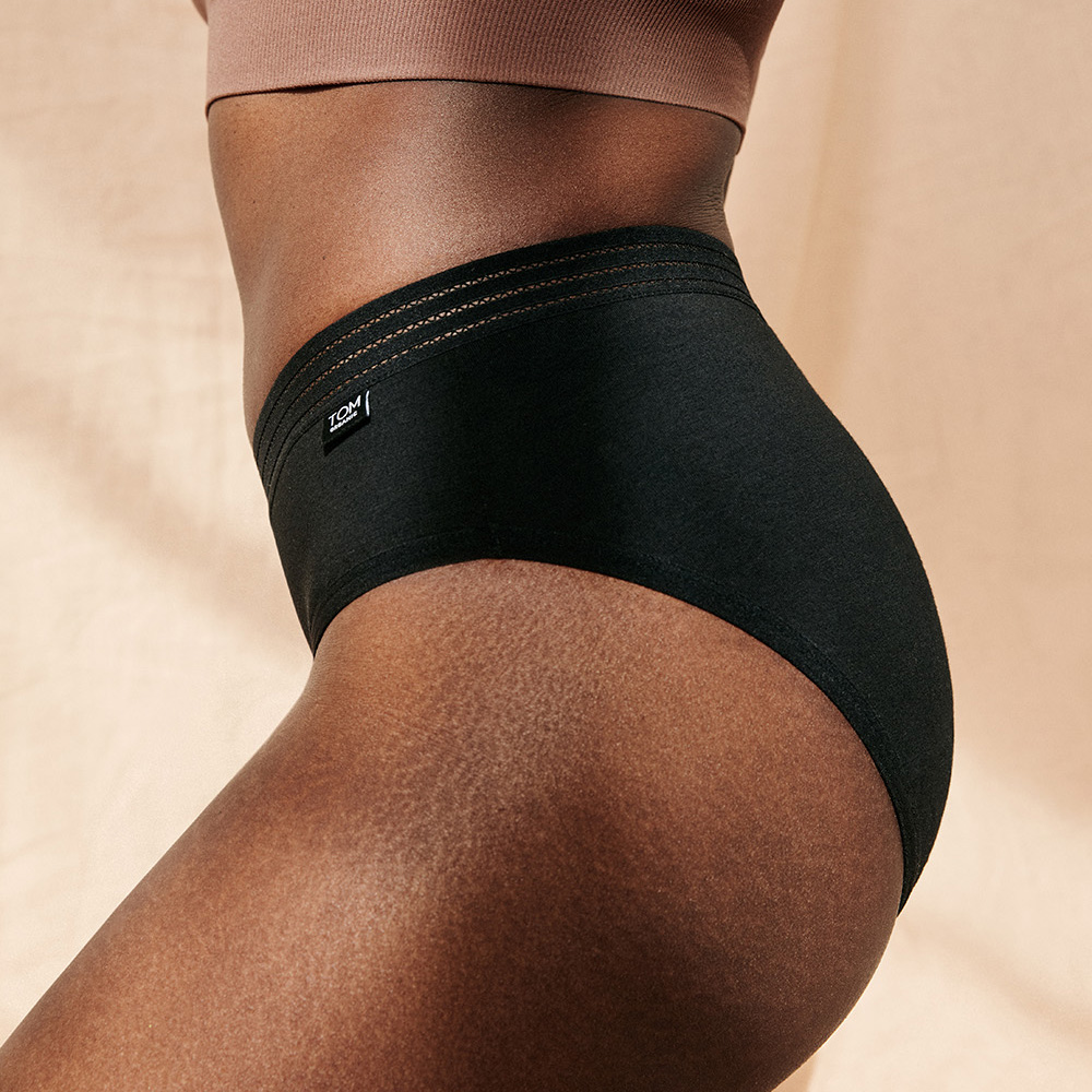 TOM;PERIOD BRIEF,PREM BKNI BLK M 1X6