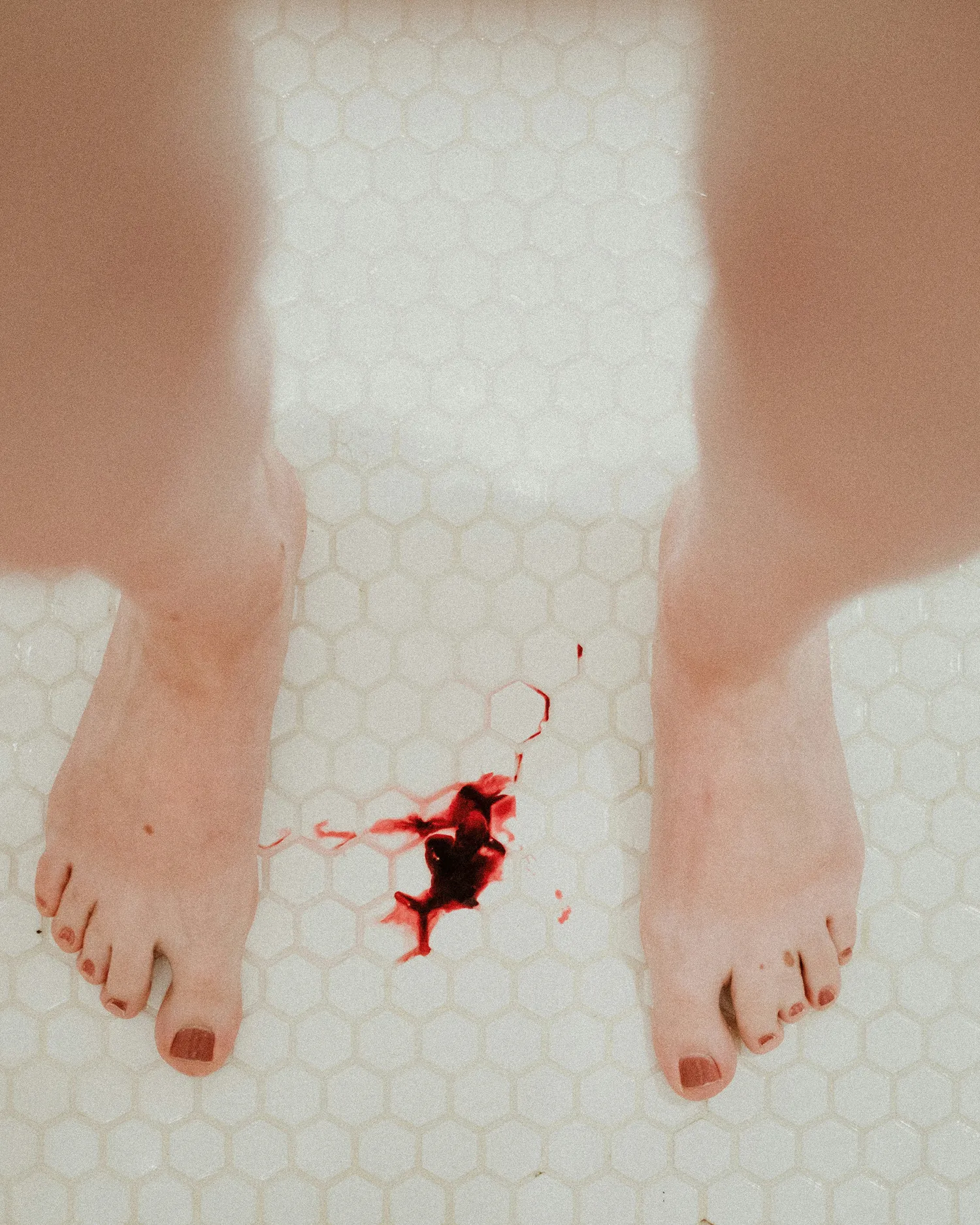 STAGES OF PERIOD BLOOD: WHAT THE COLOUR CHANGES MEAN FOR YOUR HEALTH